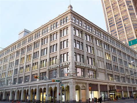 hudson's bay clothing store.